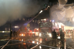Großbrand am Linzer Flughafen
