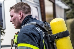 Feuerwehrmann nach Atemschutzeinsatz