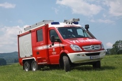 LF-A 6x6