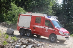 LF-A 6x6
