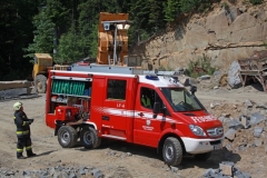 LF-A 6x6