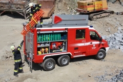 LF-A 6x6